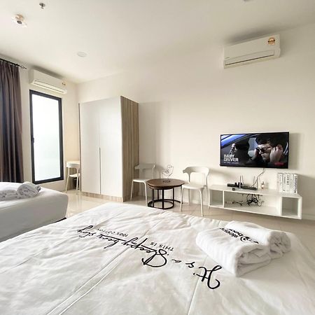 Highpark Suites Kelana Jaya, Petaling Jaya By Sleepy Bear Exterior foto