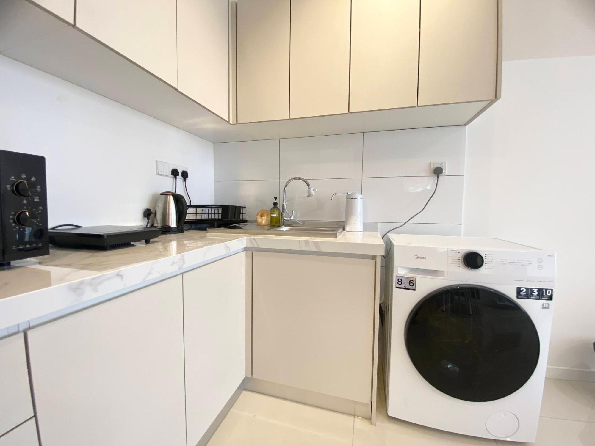 Highpark Suites Kelana Jaya, Petaling Jaya By Sleepy Bear Exterior foto