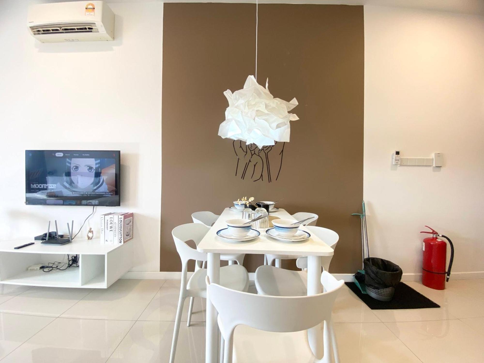 Highpark Suites Kelana Jaya, Petaling Jaya By Sleepy Bear Exterior foto